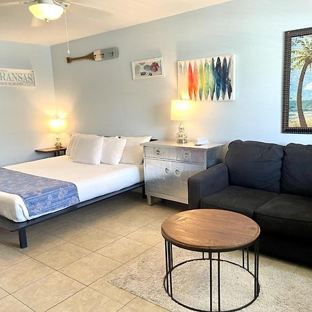 One-Bedroom Apartment Порт Арансас Екстериор снимка